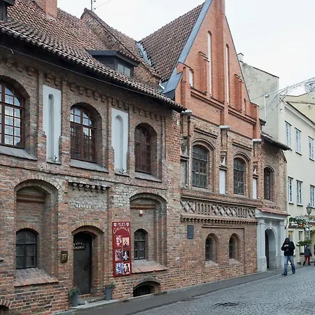 Апартаменты Cozy In Gothic Style House In The Heart Of The Old Town Вильнюс