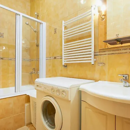 Cozy In Gothic Style House In The Heart Of The Old Town Apartment *
